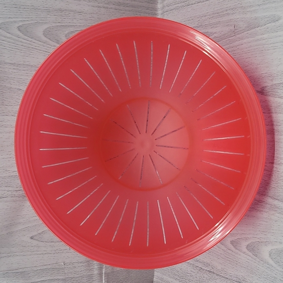 Tupperware Impressions Collander New - Picture 2 of 4